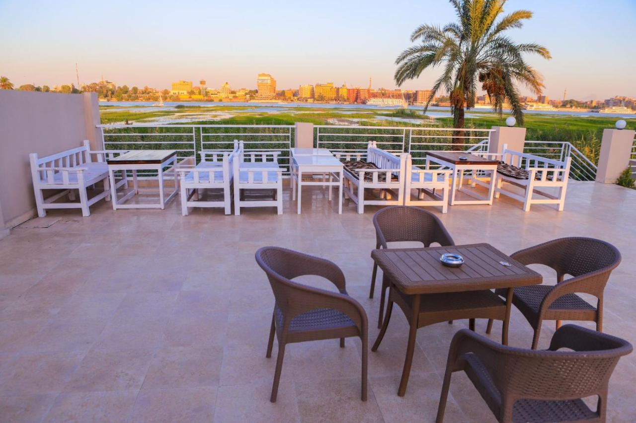 Royal Nile Villa - Pool View Apartment 1 Luxor Kültér fotó