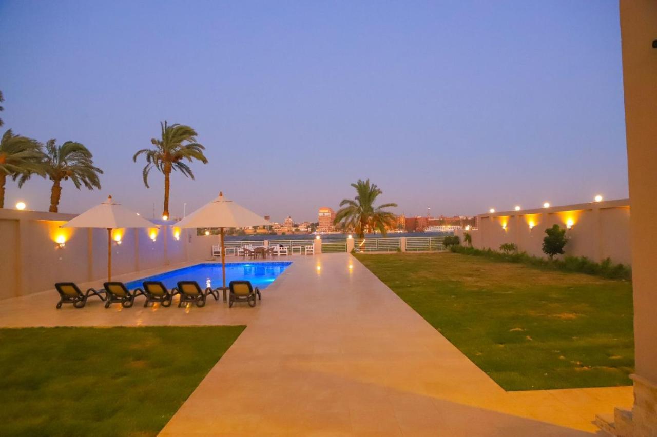 Royal Nile Villa - Pool View Apartment 1 Luxor Kültér fotó