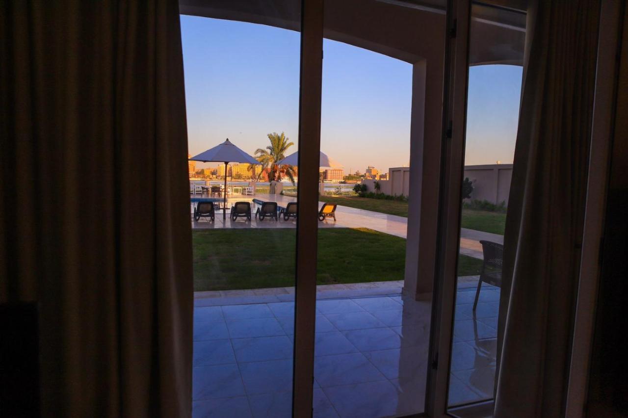 Royal Nile Villa - Pool View Apartment 1 Luxor Kültér fotó