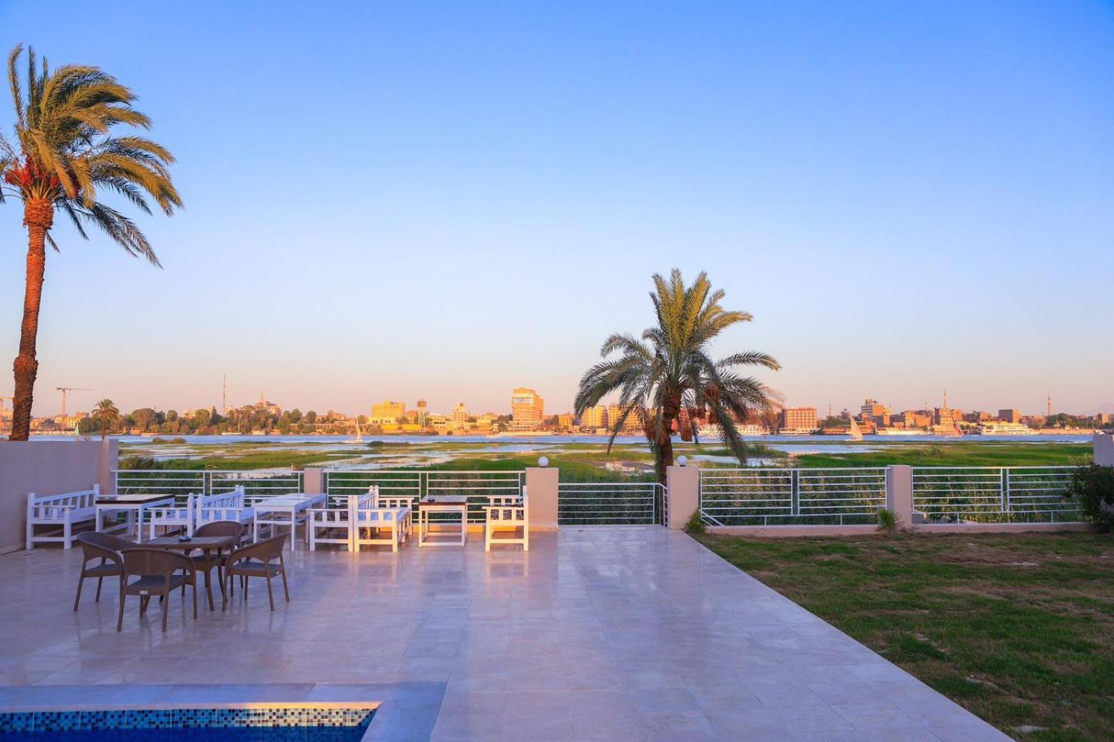 Royal Nile Villa - Pool View Apartment 1 Luxor Kültér fotó