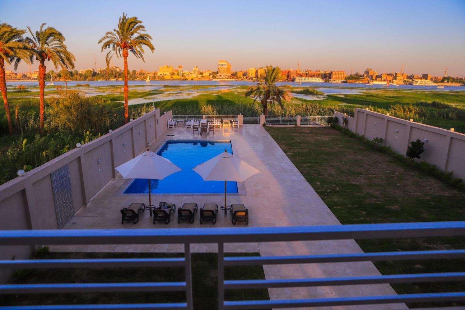 Royal Nile Villa - Pool View Apartment 1 Luxor Kültér fotó